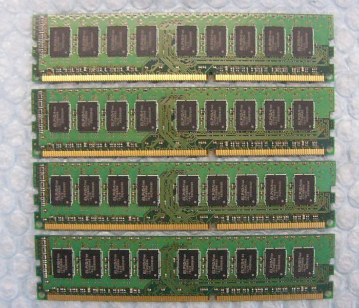 tw11 240pin DDR3 1333 PC3-10600E ECC 2GB ELPIDA 4枚 合計8GB_画像4