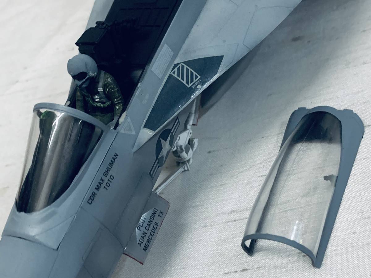 ○塗装済み完成品 Revell ドイツ レベル 1/32 F-18E SUPER ○塗装済み完成品 Revell ドイツ レベル 1/32 F-18E SUPER