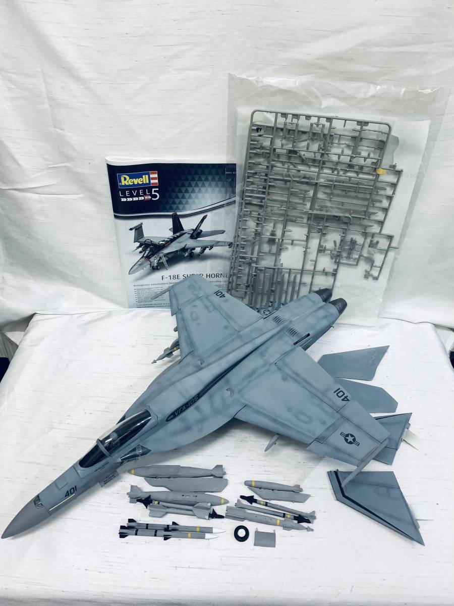○塗装済み完成品 Revell ドイツ レベル 1/32 F-18E SUPER ○塗装済み完成品 Revell ドイツ レベル 1/32 F-18E SUPER