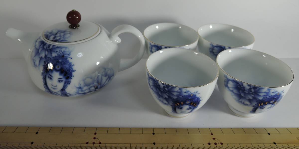 高級感 Q00景徳鎮製 急須 湯飲み 湯呑み 茶器セット金彩 美人 高級感 Q00景徳鎮製 急須 湯飲み 湯呑み 茶器セット金彩 美人