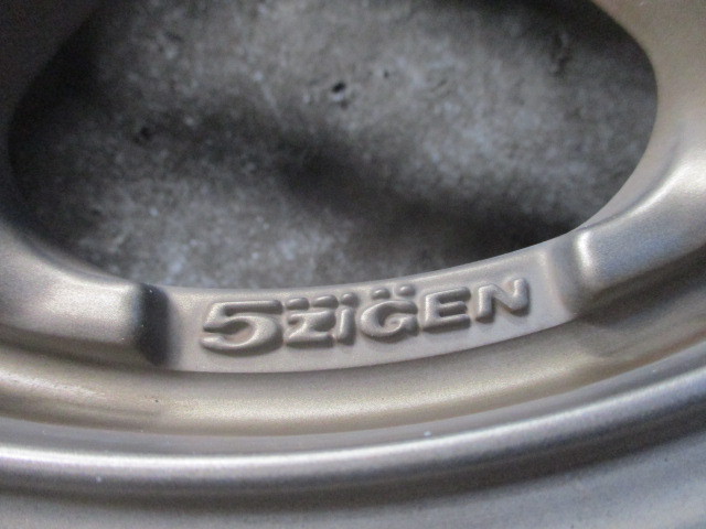 523576★HM1/バモス【5次元 5ZIGEN】14×5J+45★4H 100 PCD★14インチアルミ 1台分★タイヤ 155/55R14★ジャンク_画像2