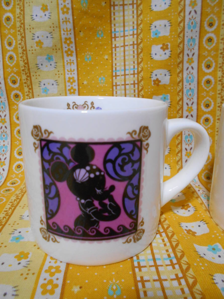 ! Disney beautiful goods Tokyo Disney si- gong matic 2004 ceramics made cup 2 piece set Minnie Mouse 