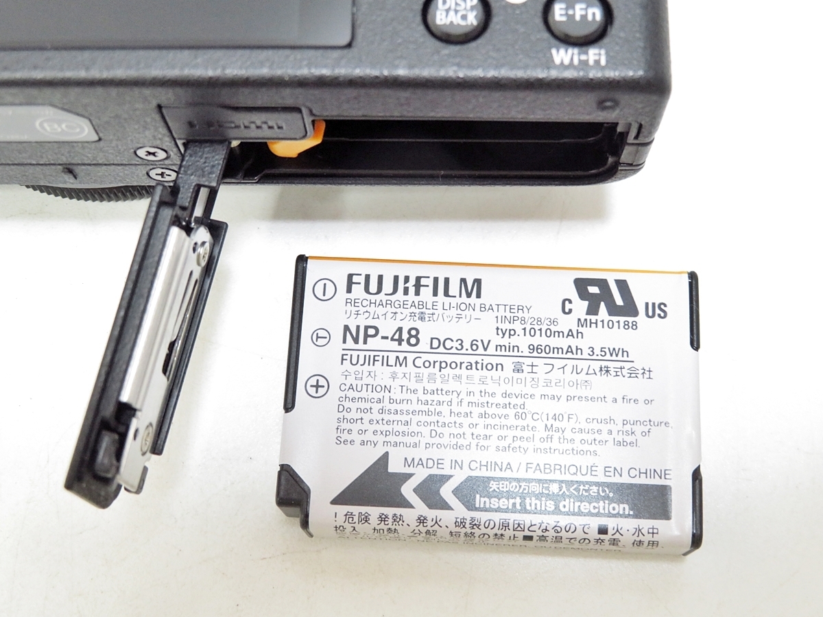 比較的美品】FUJIFILM XQ2 富士フィルム デジタルカメラ デジカメ