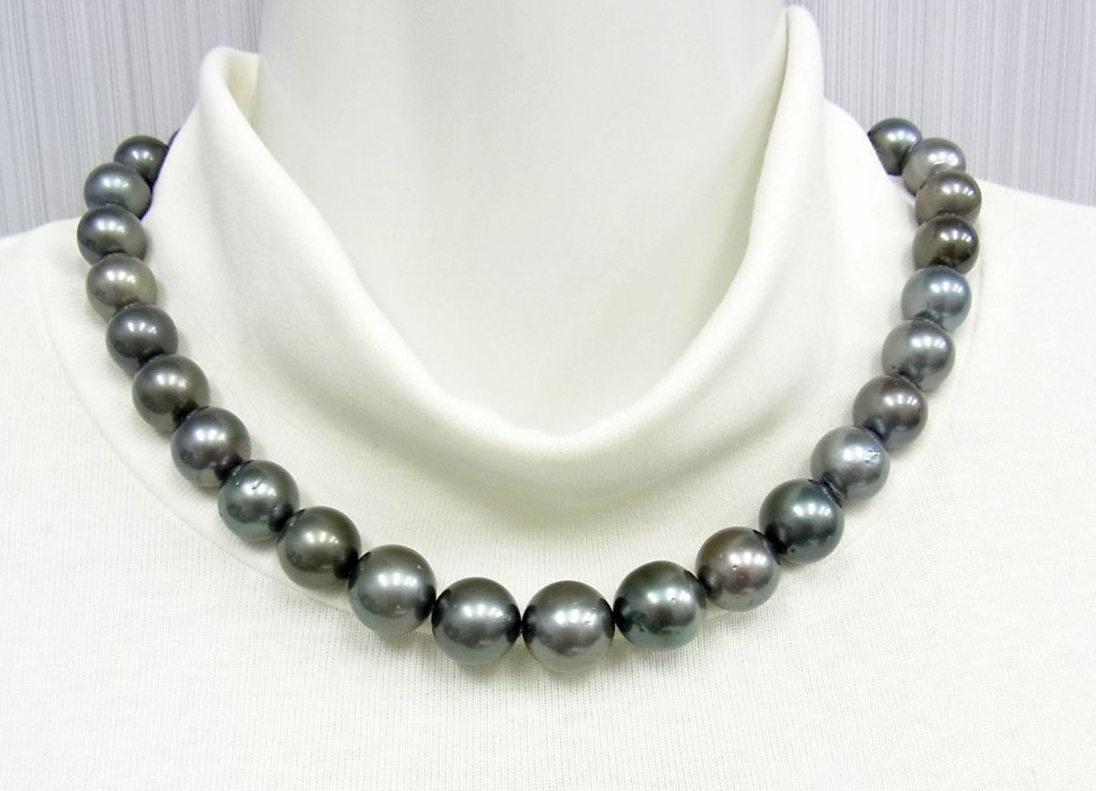  Tahiti Black Butterfly pearl fine quality large grain 12~14mm. necklace .11 millimeter . earrings . attaching digit set / wholesale price ..../ free shipping 