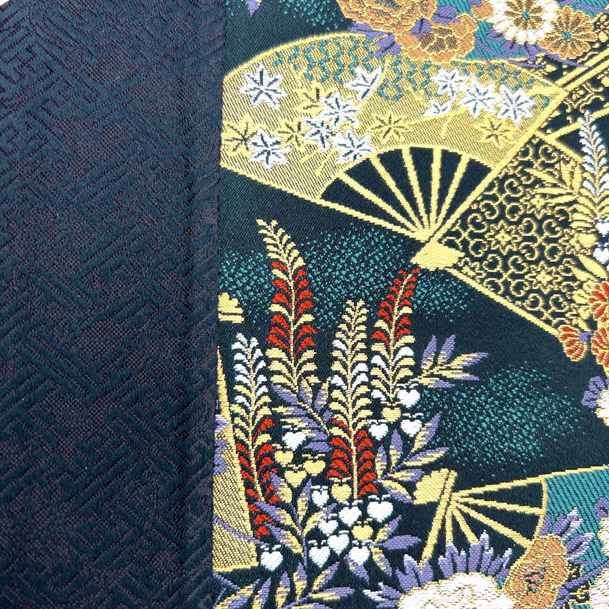 ［新品］京都・西陣織の生地で仕立てた和柄のお洒落なテーブルランナー 敷物