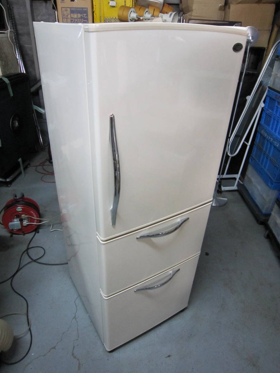 近隣送料無料 日立 255L R-S26WMV 3ドア冷蔵庫 2007年製 冷え確認済 給水タンク欠品_画像1