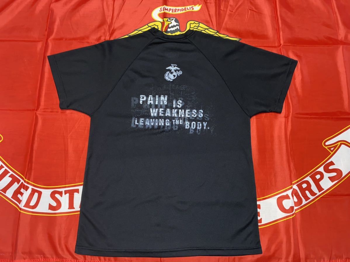 中古美品　made in USA USMC PAIN IS WEAKNESS leavig the body DRYTシャツ Mサイズ　ブラック_画像4