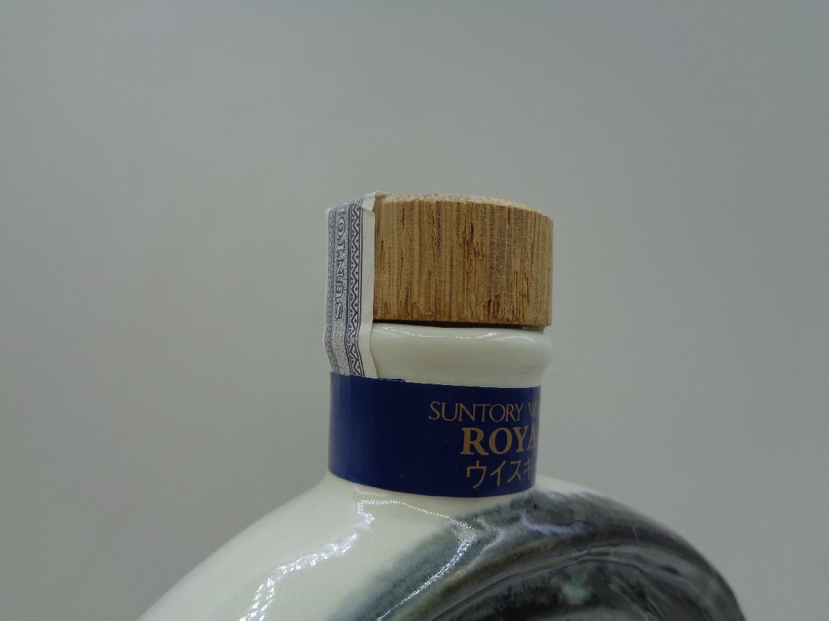 サントリー Royal 干支ボトル 酉 (鳥) サントリー Royal 干支ボトル 酉 (鳥)
