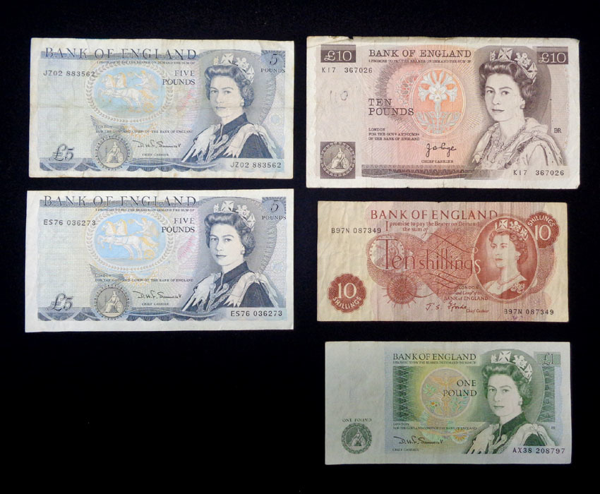 最上の品質な イギリスポンド 旧紙幣 10ポンド 5ポンド 旧貨幣