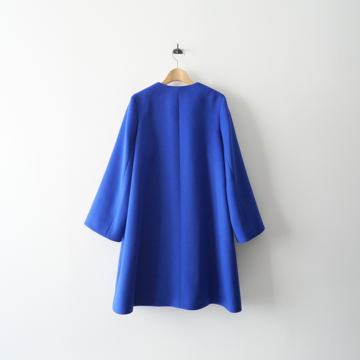 77%OFF!】 新品UNITED ARROWS Aライン ノーカラー ミドル丈 コート