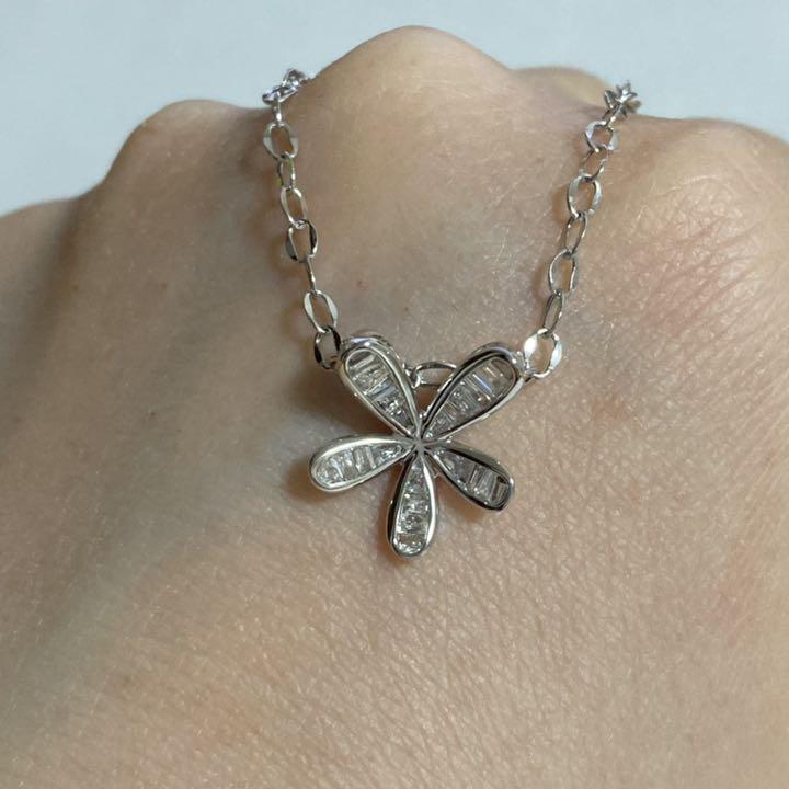 K18WG テーパー ダイヤモンド 0.20ct ネックレス 検索) ペンダント 花 フラワー QVC