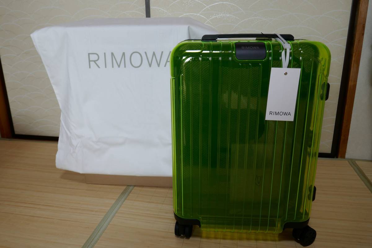 新品/未使用/半透明 RIMOWA リモワ エッセンシャル キャビン 36L 新品/未使用/半透明 RIMOWA リモワ エッセンシャル キャビン 36L