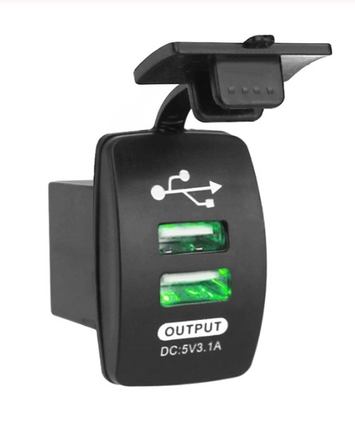 デュアル USB給電ポート V12V24V-5V3.1A 送料120円（ダブル USB電源 増設 充電 ソケット コネクタ アダプター ダッシュボード インパネ(6)_画像3