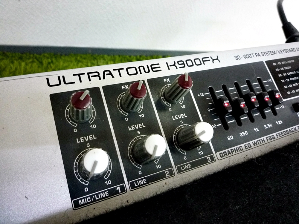☆BEHRINGER/ベリンガー☆キーボードアンプ☆ULTRATONE K900FX☆PA