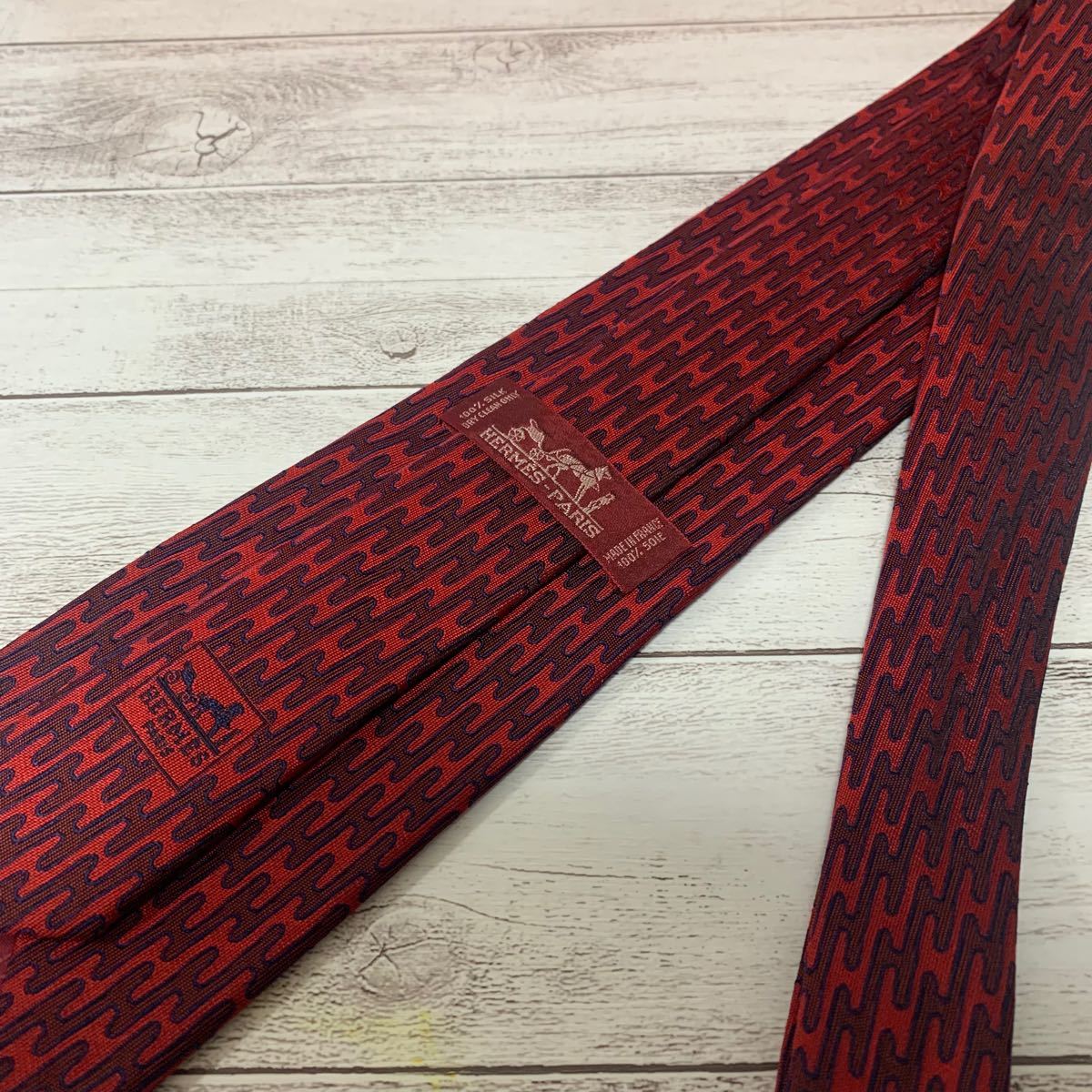 美品】 HERMES エルメス ネクタイ H柄 赤色 ボルドー | laninternet.com.br