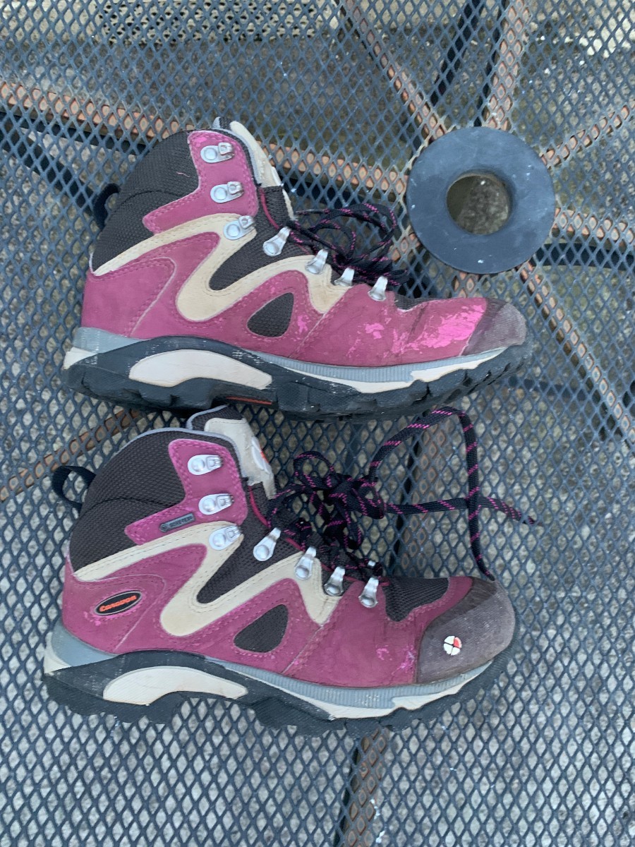 キャラバン ゴアテックス　ハイキング／登山　ブーツ 女性用 C4-02　23cm