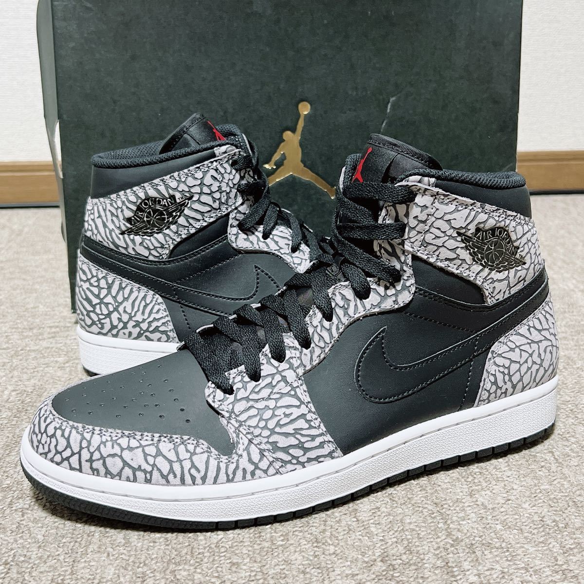 新品未使用】28cm Nike Air Jordan 1 Retro High Un-Supreme ナイキ