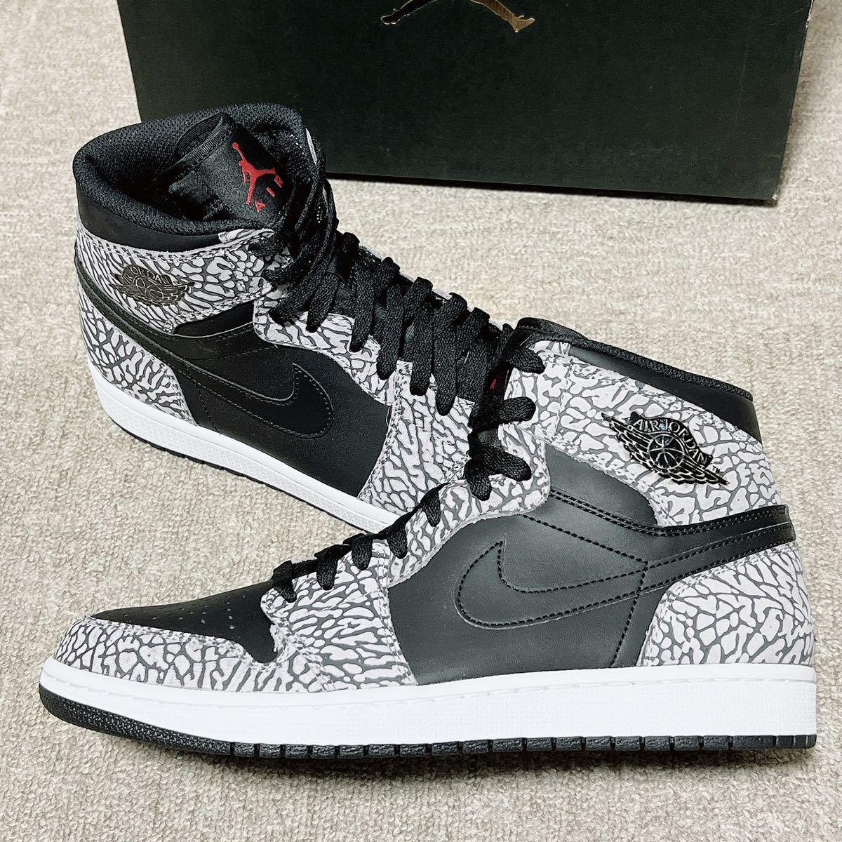 新品未使用】28cm Nike Air Jordan 1 Retro High Un-Supreme ナイキ