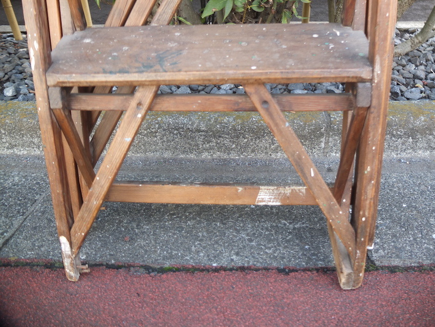 The Hatherley Jones Patent Lattistep Ladder Vintage is The - Lee Jones company England made .. stepladder store furniture 