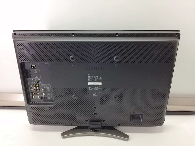 (中古)SHARP AQUOS LC-32E8 液晶テレビ 32型 2011年製 リモコン付属　本体横ボタン破損　複数　同梱不可_画像2