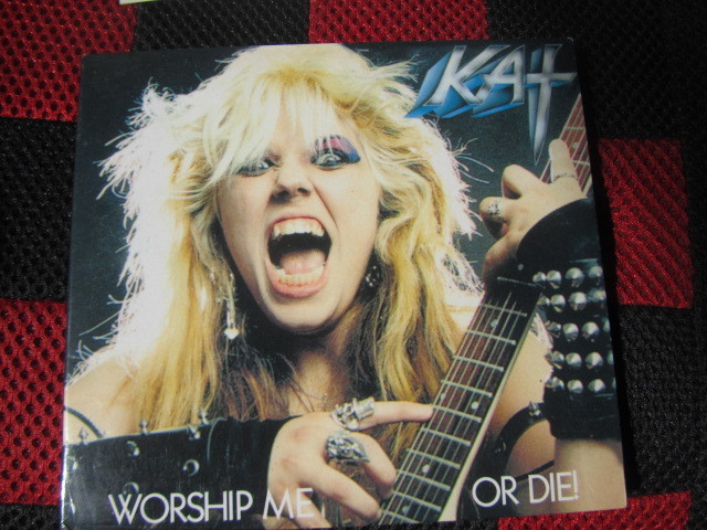 巨乳ギタリスト　The Great Kat　2000枚限定プレスリリース　Worship Me Or Die! Roadrunner盤 1回のみ再生です