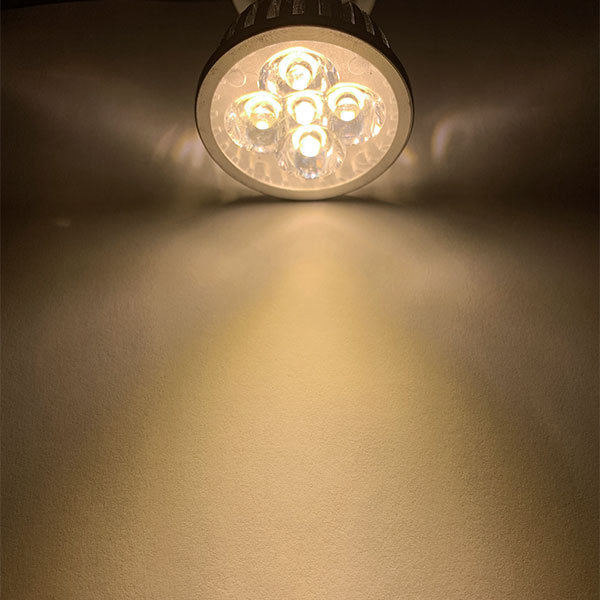 LEDスポットライト 5W E11口金 500ｌｍ 電球色_画像3