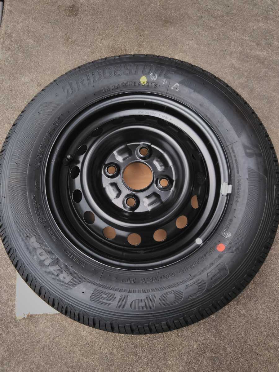 新車外し S710V ダイハツ 新型 ハイゼットカーゴ 純正タイヤ 新車外し S710V ダイハツ 新型 ハイゼットカーゴ 純正タイヤ