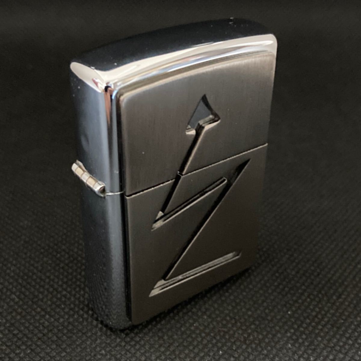 ZIPPO ジグザグ矢印　激レア　運気上昇？　未使用　極美品　箱無し　1997年製