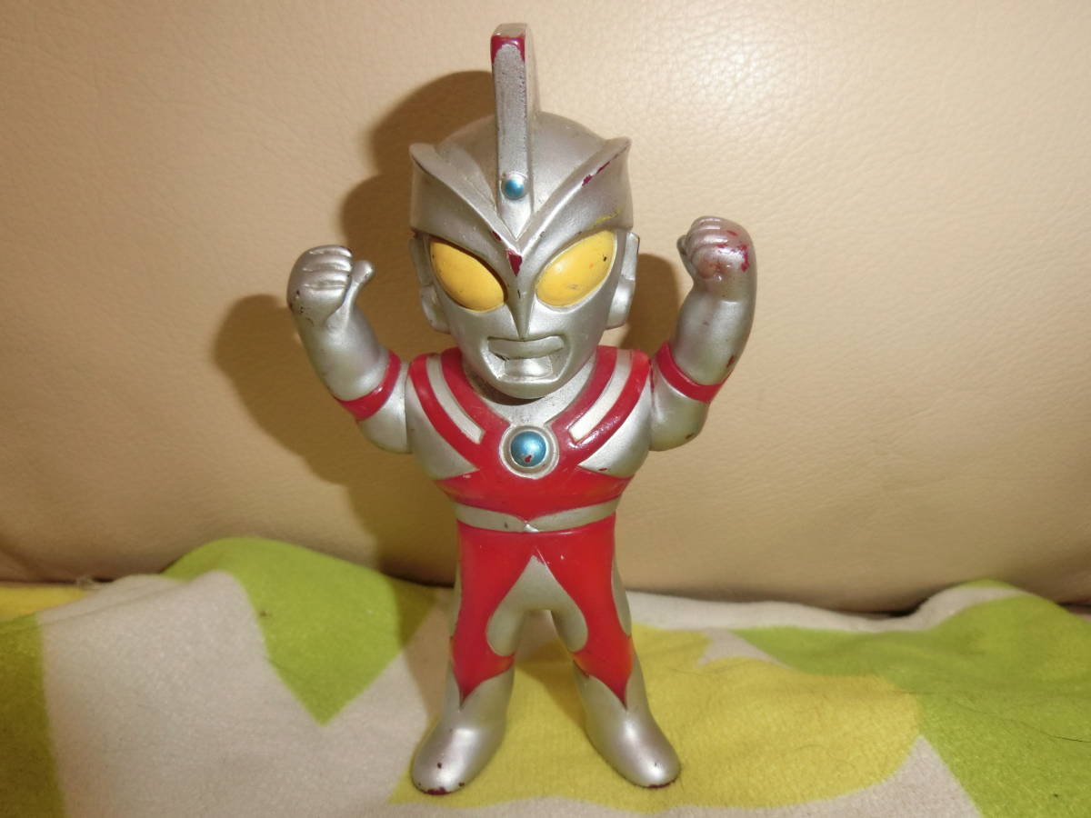 yutaka. старый Ultraman Ace. sofvi..