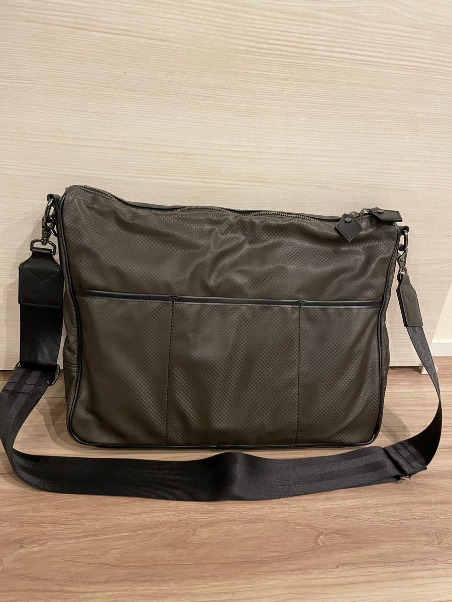 ヴィヴィアンウエストウッド ショルダーバッグ www.wovenpatches.com