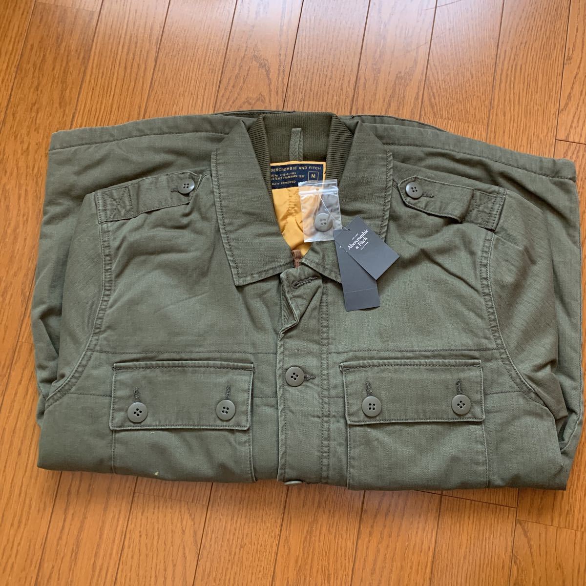 ☆新品・未使用☆Abercrombie&Fitch (アバクロ) ウルトラボンバー