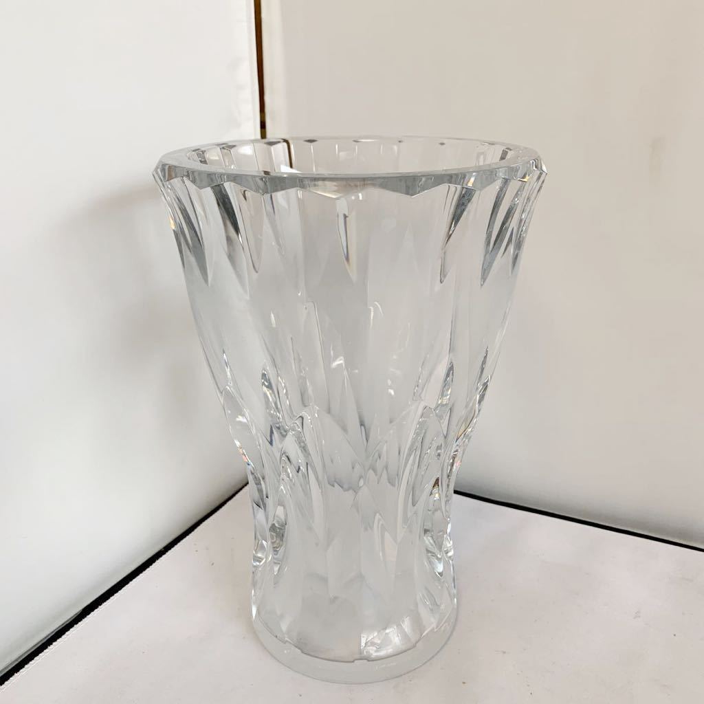 Baccarat バカラ 花瓶 フラワーベース クリスタルガラス 24.5cm(バカラ)｜売買されたオークション情報、yahooの商品情報をアーカイブ公開  - オークファン（aucfan.com）