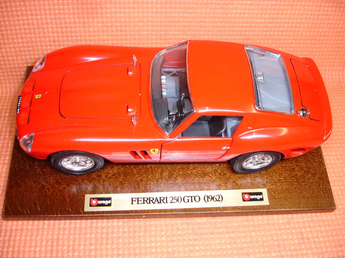 BURAGO Ferrari 250 GTO 1962 new goods 26cm door bonnet trunk opening and closing wooden pedestal attaching cheap stock last FERRARI