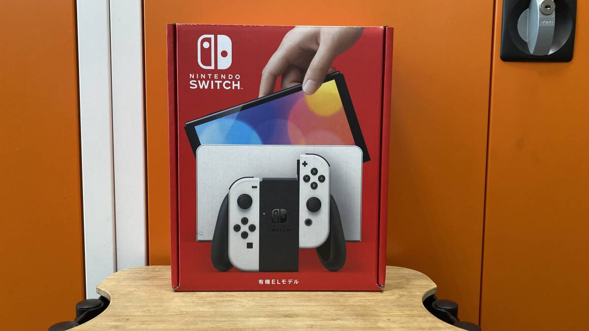 送料無料】極めて美品 Nintendo Switch ニンテンドースイッチ 本体