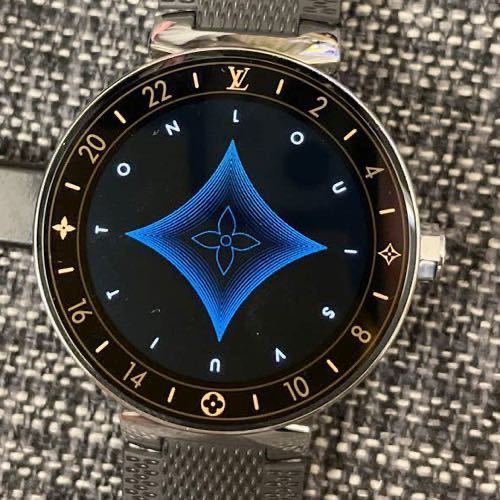 ☆可動ジャンク品☆ LOUIS VUITTON スマートウォッチ 箱・付属品付き
