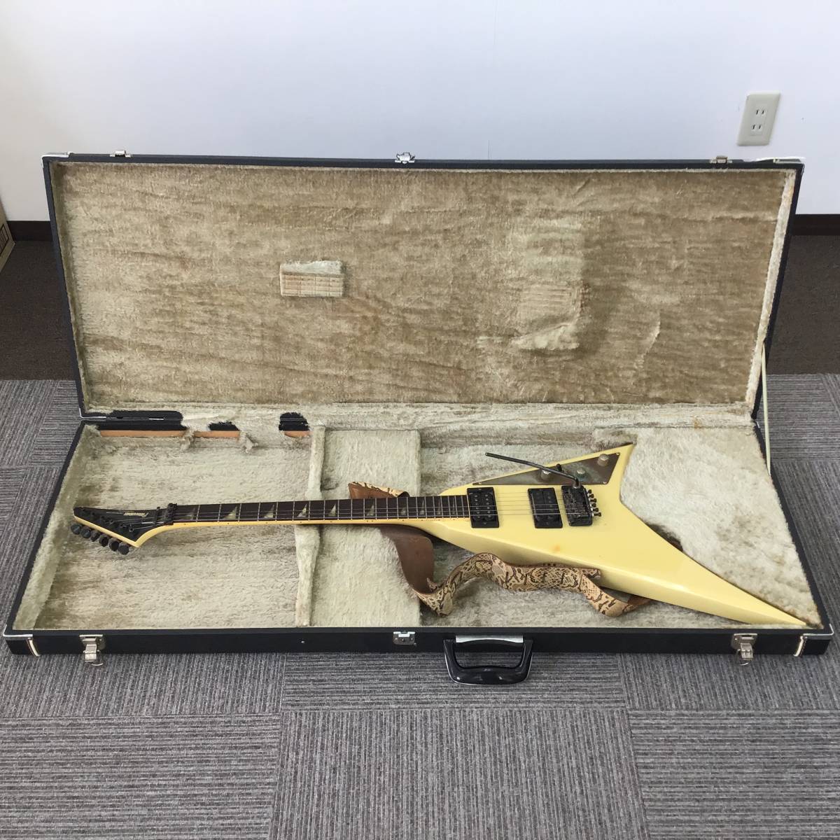 1円スタート FERNANDES フェルナンデス エレキギター LIMITED EDITION