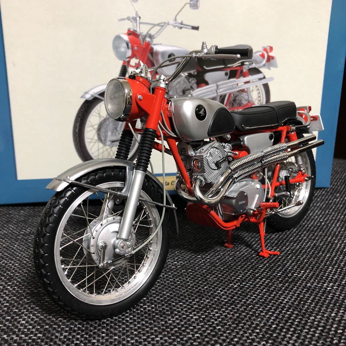 即出荷】 EBBROエブロ1 10 Honda CL72 1962BLACK SILVER fawe.org