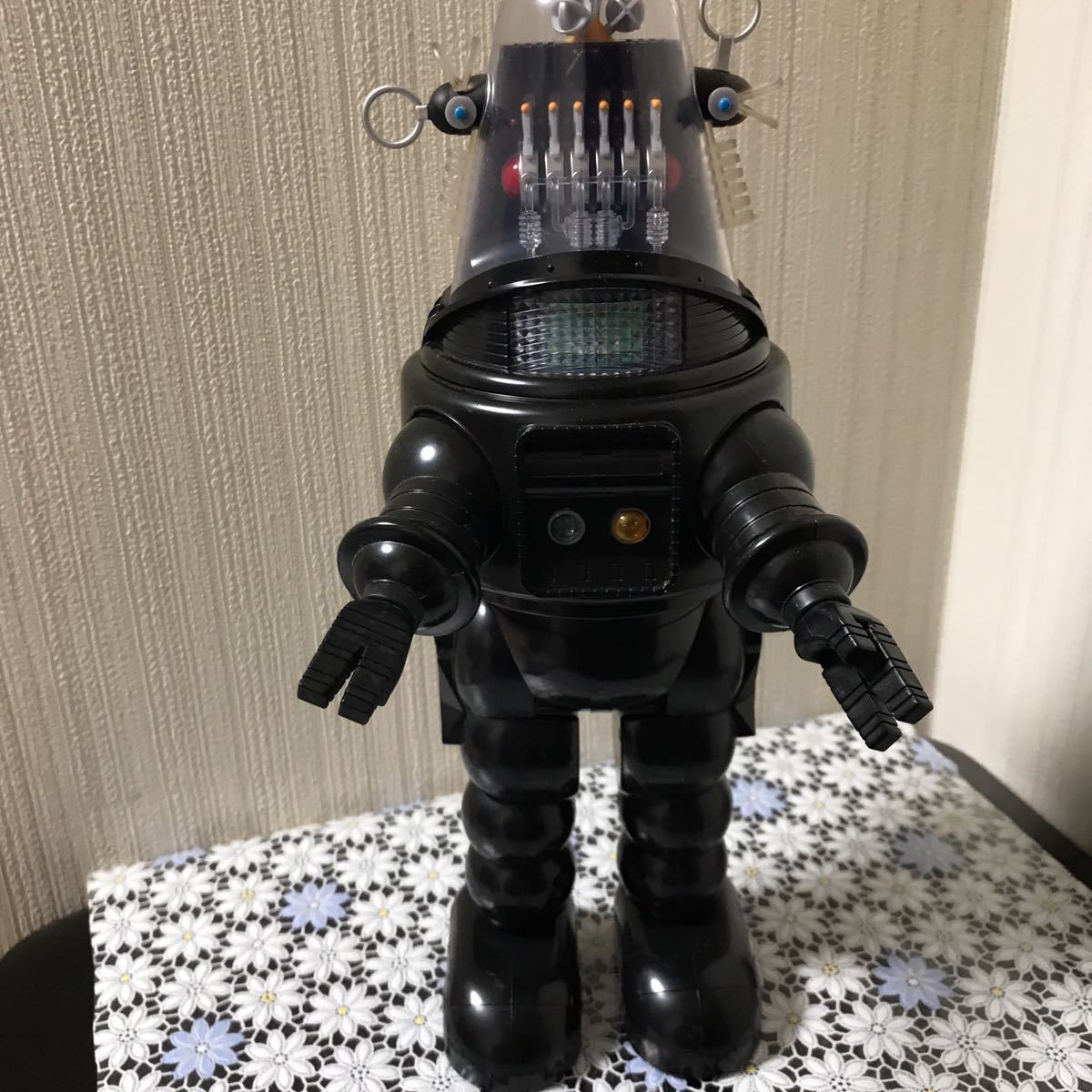 宇宙家族ロビンソンフライデー& ロビーザロボット 宇宙家族ロビンソンフライデー& ロビーザロボット