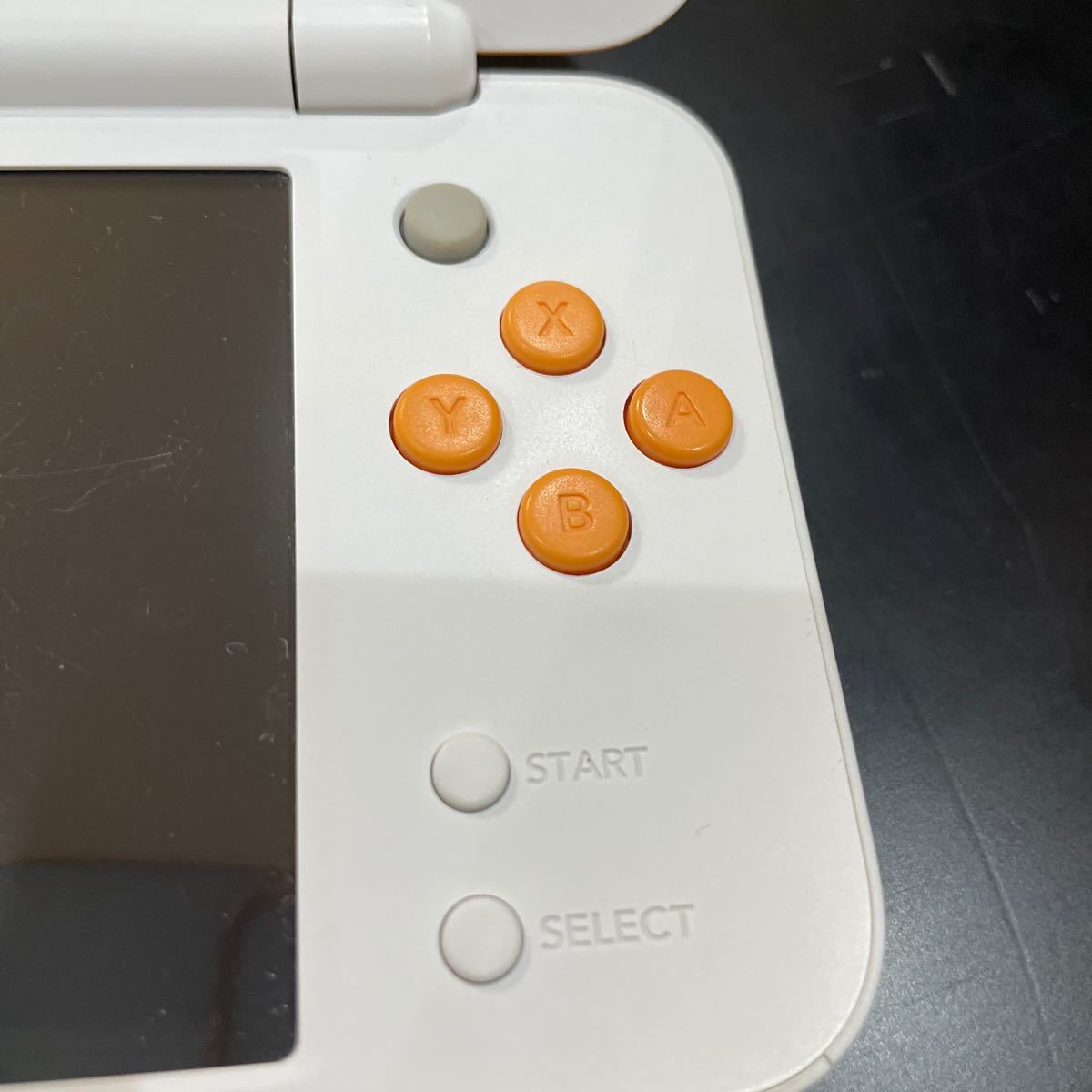 【ジャンク品】 任天堂 New Nintendo 2DS LL ホワイト×オレンジ　本体のみ