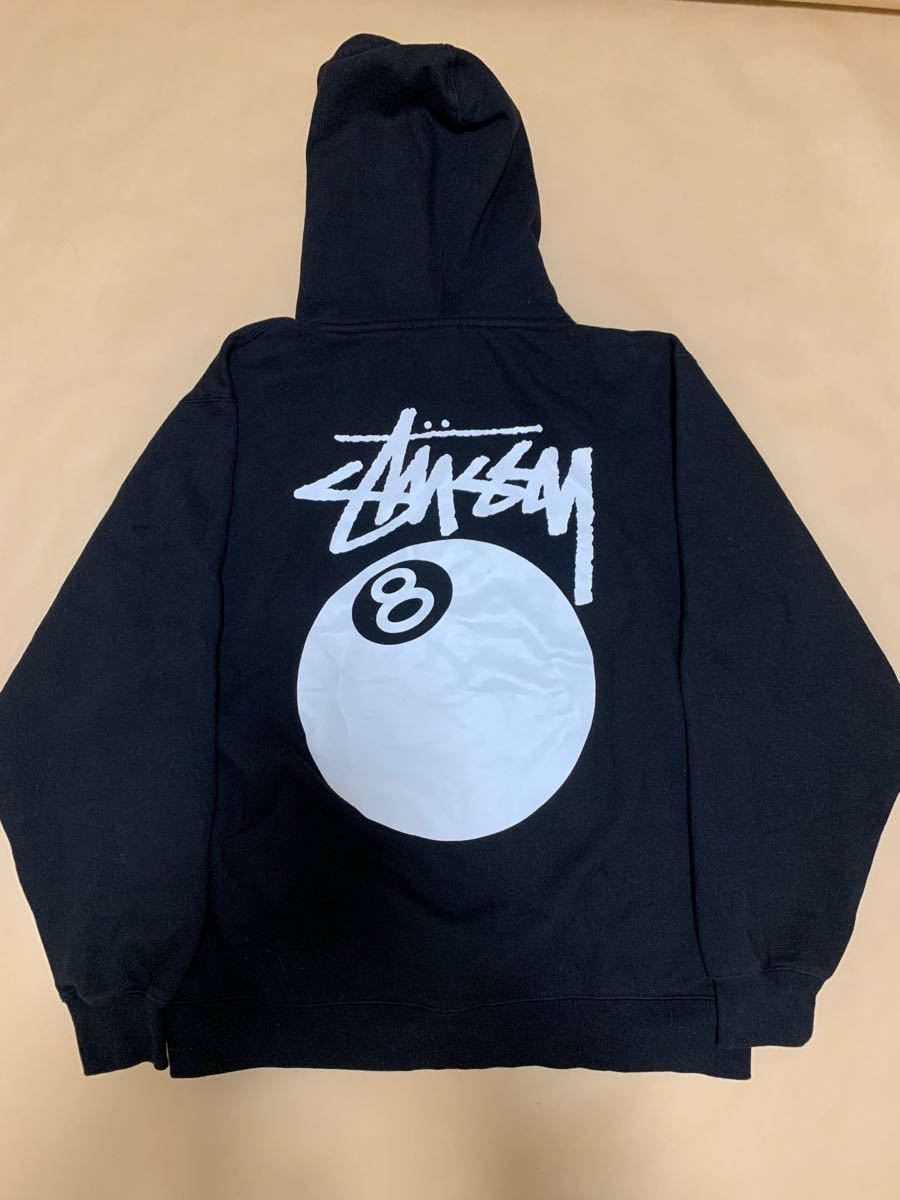 STUSSY ステューシー　エイトボール　ロゴパーカー