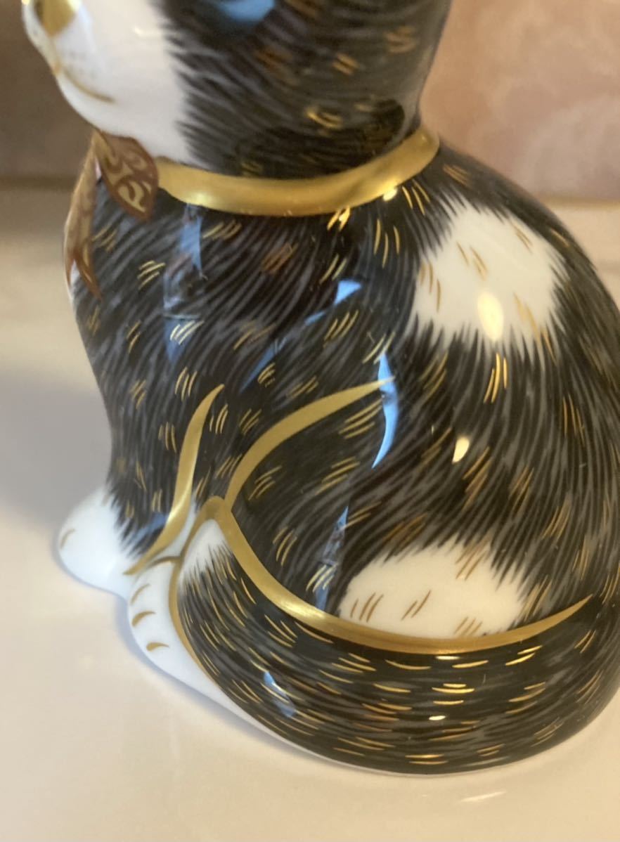 〈送料込〉ロイヤルクラウンダービー キャット ペーパーウェイト Royal Crown Derby フィギュリン　フィギュア 陶器置物 猫 ネコ 黒白  仔猫