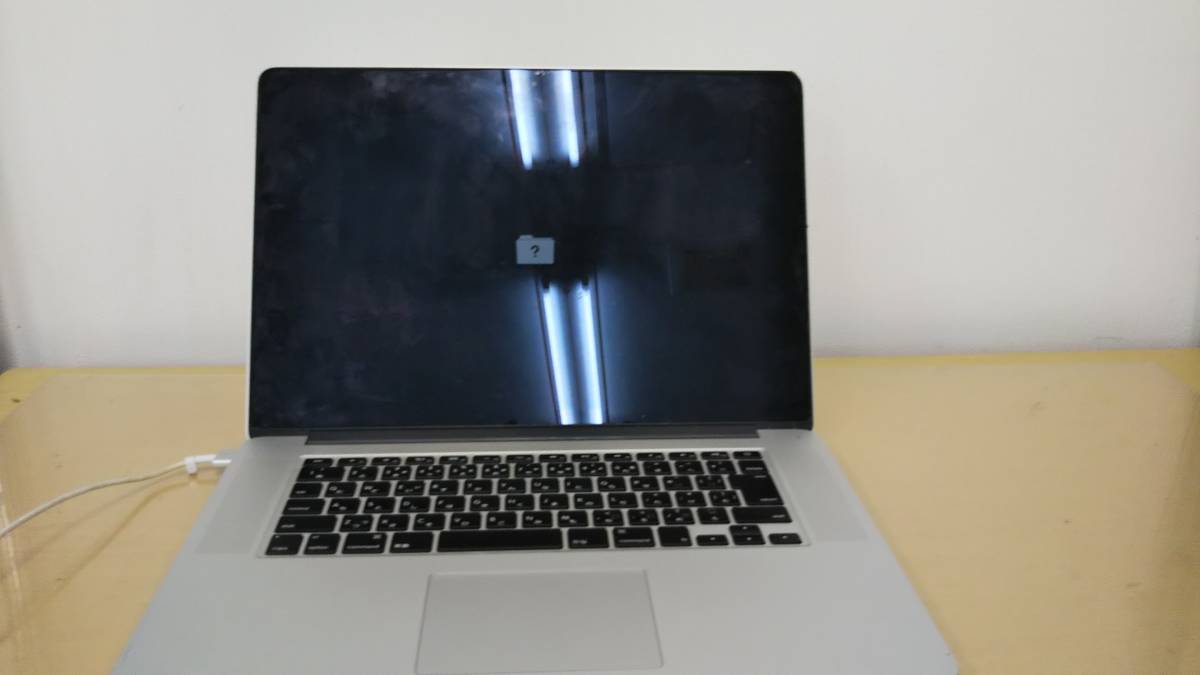 ☆ ジャンク品 apple Macbook Pro A1398 ☆_画像1