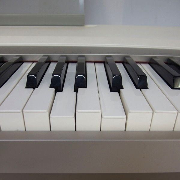 ジャンク CASIO/カシオ Privia PX-130WE 88鍵盤 デジタルピアノ 電子 