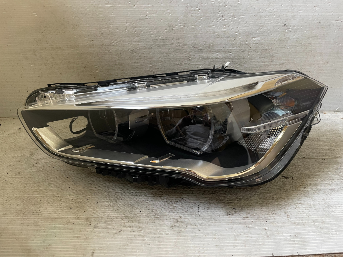 ☆ BMW X1 F48 LED ヘッドライト 左 ☆2418 www.distribella.com
