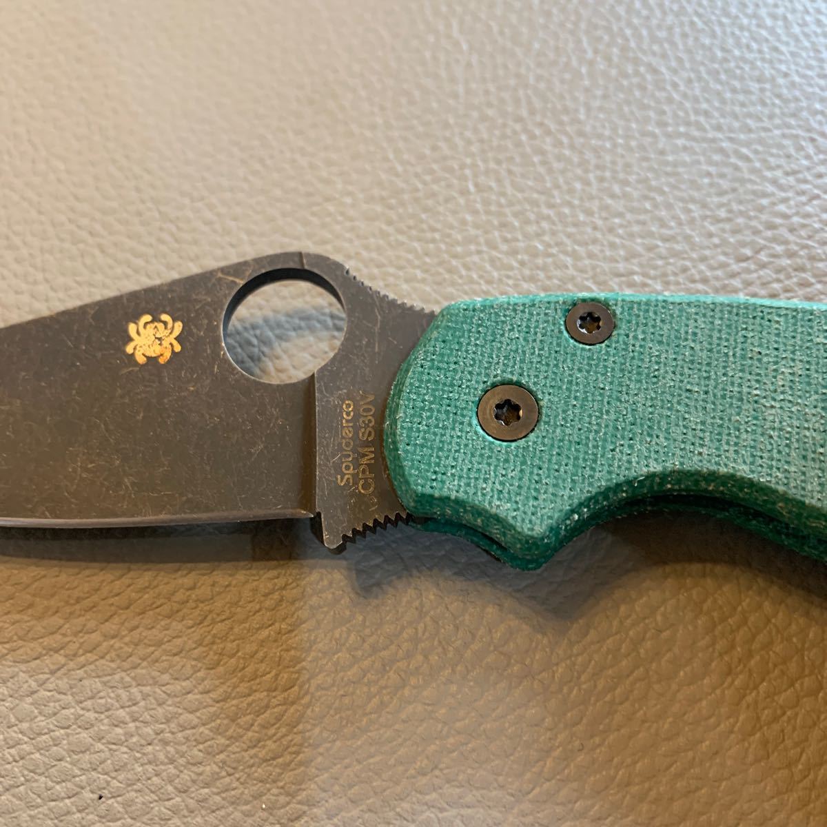 Spyderco paramilitary2  firesideカスタム