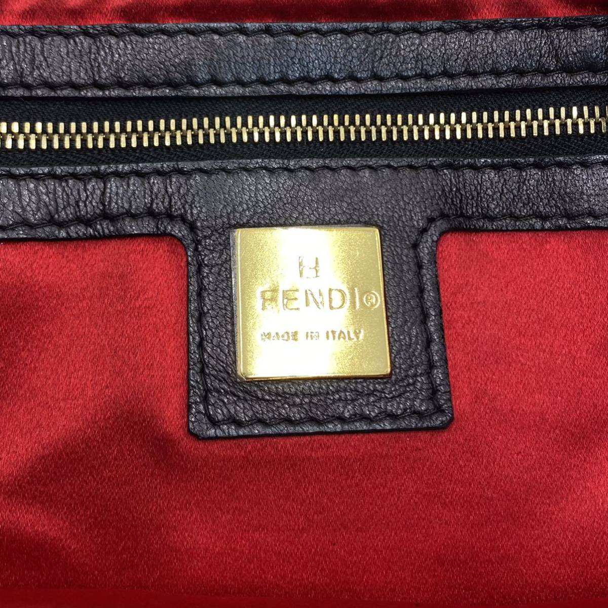 1円〜未使用級 FENDI フェンディ マンマバケット メンズ レディース ワンショルダーバッグ ハンド レザー 本革 スエード スウェード 黒_画像10