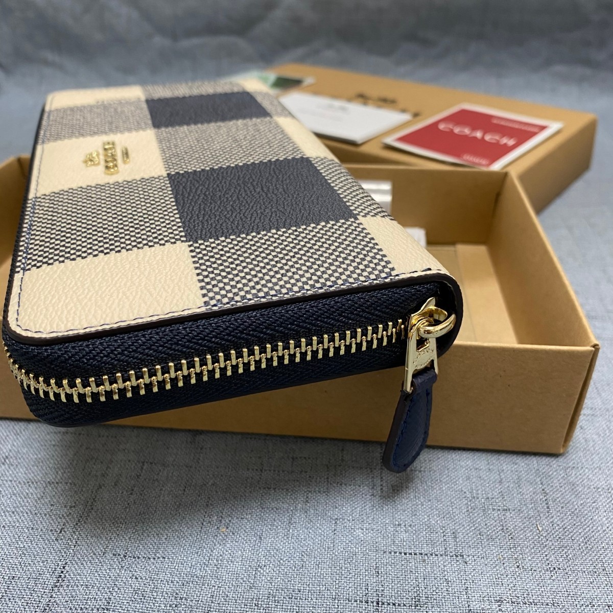 COACH コーチ ラウンドファスナー チェック柄 長財布 25966 COACH コーチ ラウンドファスナー チェック柄 長財布 25966