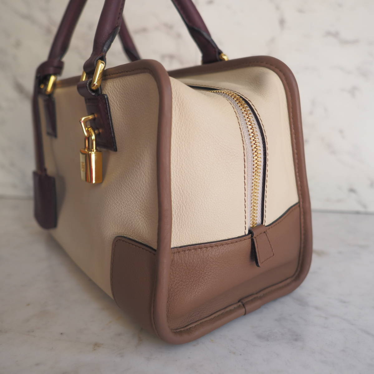 良品 ロエベ LOEWE アマソナ28 ハンドバッグ ボストンバッグ 良品 ロエベ LOEWE アマソナ28 ハンドバッグ ボストンバッグ
