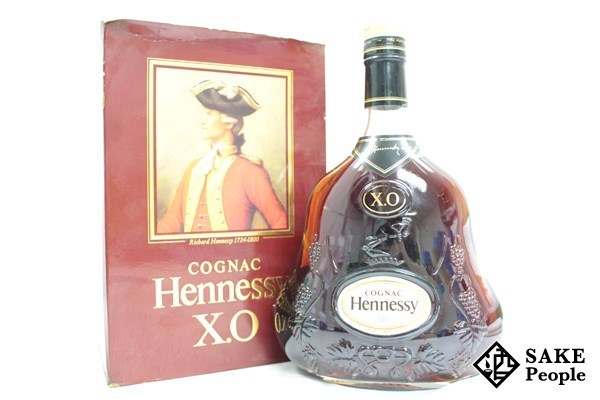 ◇注目! ヘネシー XO 金キャップ クリアボトル 1500ml 40% ブランデー ...