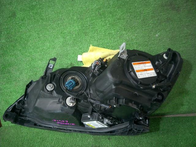 レジェンド DBA-KB1 右ヘッドランプASSY P4246 33101-SJA-J01_画像2